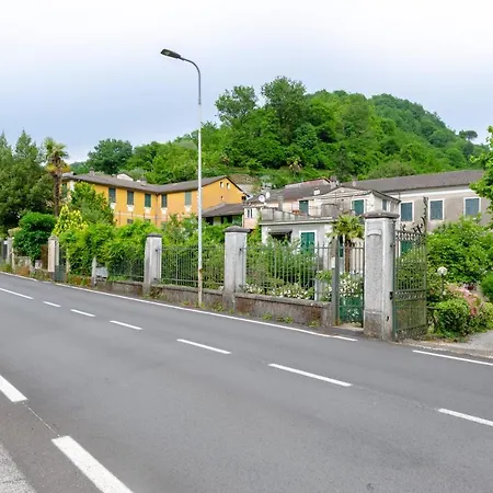 Apartment Altido Charming Apt In Green Hills Of Golfo Tigullio Borgonovo